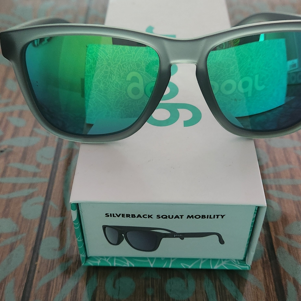 Silverback Squat Mobility Green Sunglasses